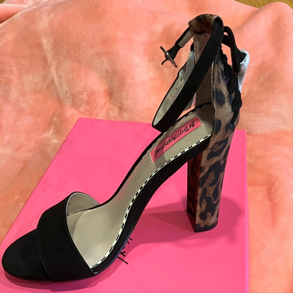 Betsey Johnson Black and Leopard Heels